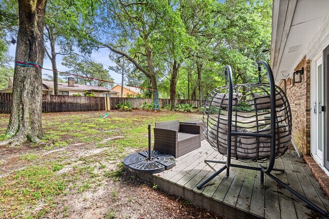 Building Photo - 507 Nassau Dr