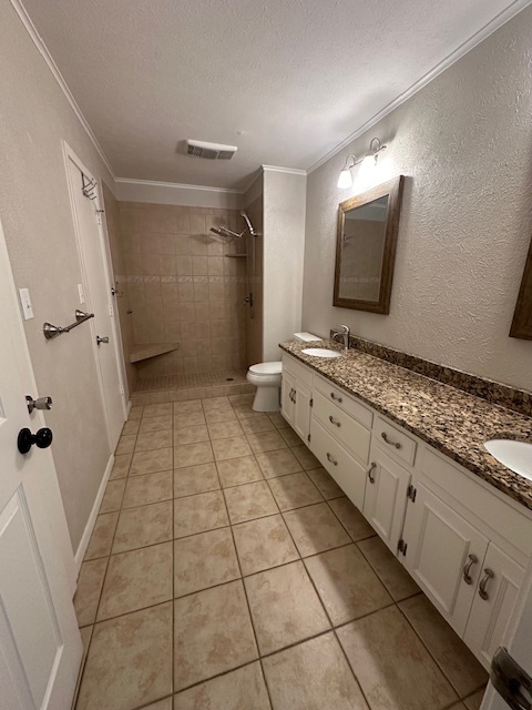 Master bathroom - 2904 Richard Rd.