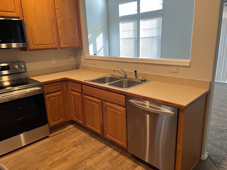 Kitchen - 5109 Fruited Plains Ln