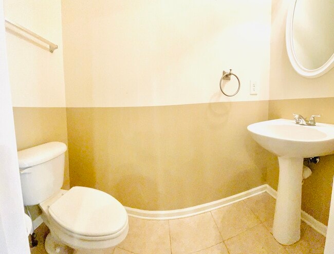 Building Photo - 787 Brookside Parc Ln