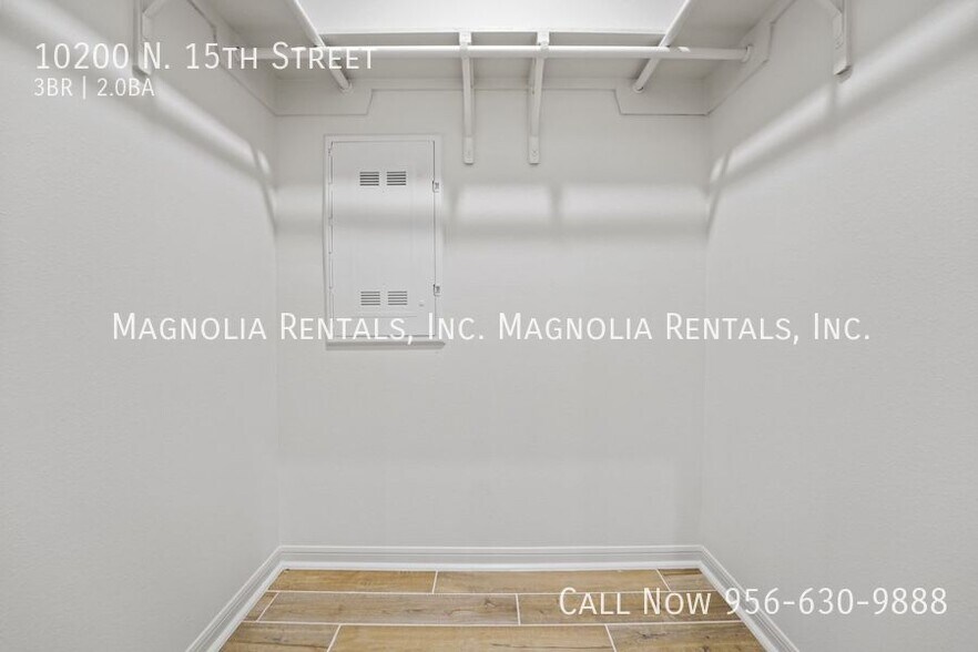 Building Photo - 10200 N 15th St