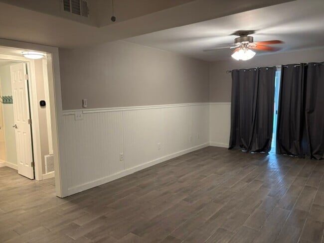 Building Photo - 209 Miracle Strip Pkwy