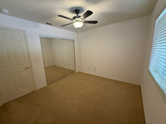 Building Photo - 661 Vintage Valley Dr