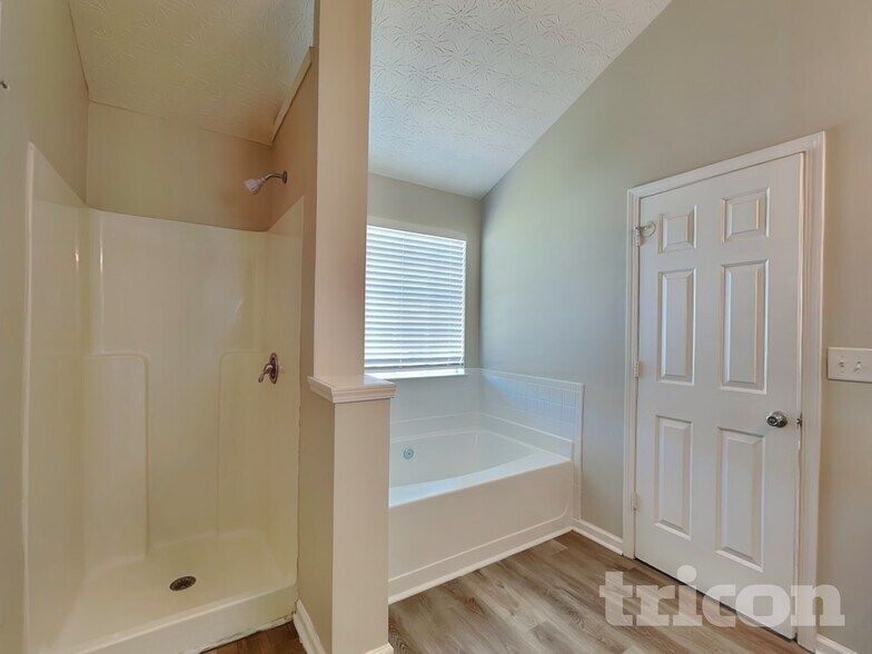 Building Photo - 2615 Patriots Rd