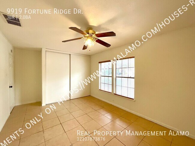 Building Photo - 9919 Fortune Ridge Dr