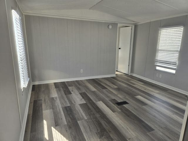 Building Photo - 1325 Wenlon Dr