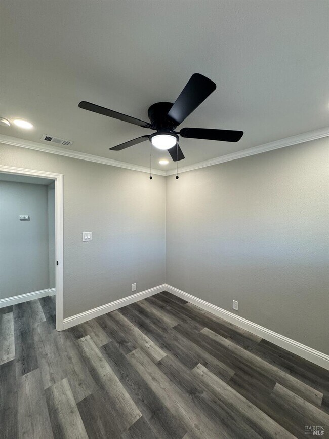 Building Photo - 124 Purdue Dr