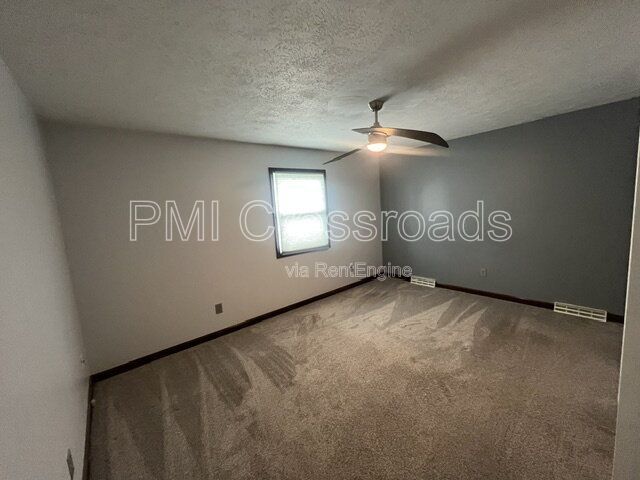 Building Photo - 6752 Bristlewood Dr