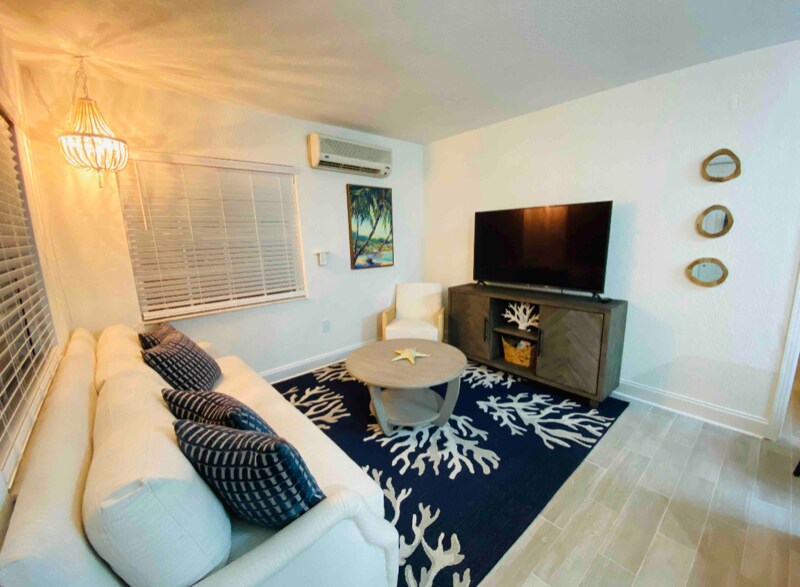 Building Photo - 154 147th Ave