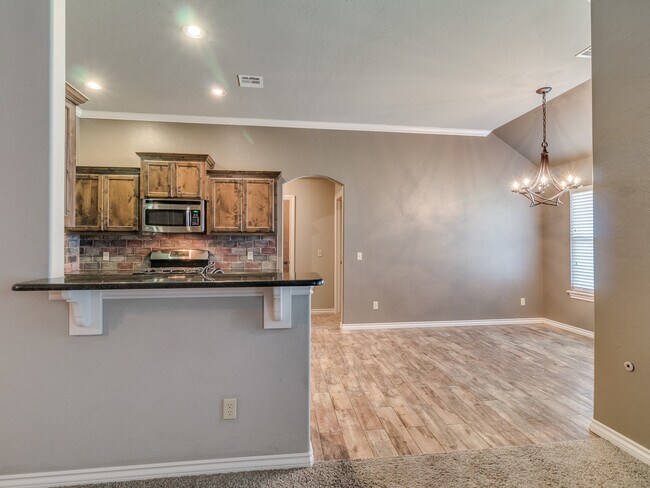 Building Photo - 3813 Normandy Rd
