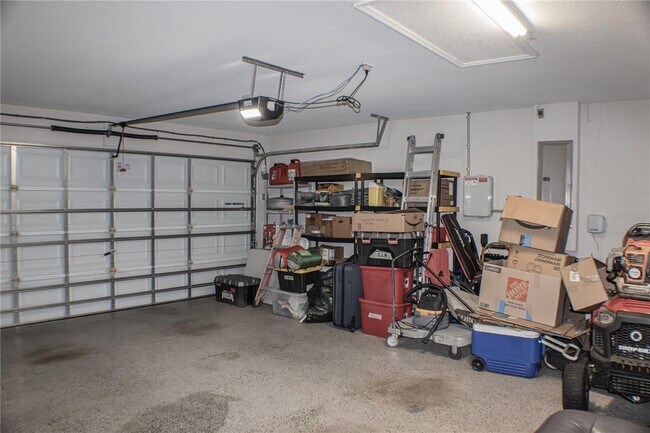 Building Photo - 2628 Sunset Cir