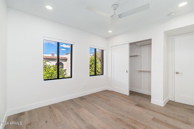 Building Photo - 7688 E Minnezona Ave