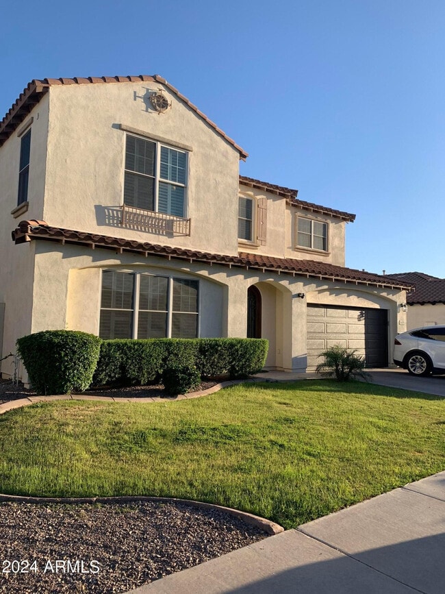 Building Photo - 2219 E Wisteria Dr