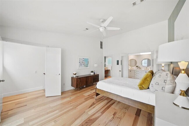 Building Photo - 6140 Grand Blvd