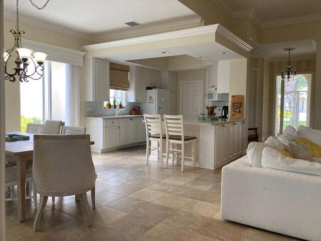 Building Photo - 8251 Tobago Ln