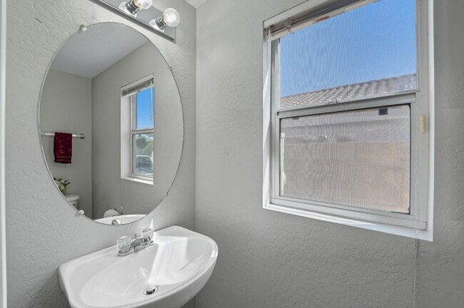 Building Photo - Charming El Mirage Rental – 3 Bedrooms, 2....