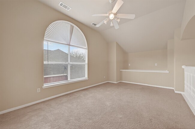 Building Photo - 4623 Russett Ln