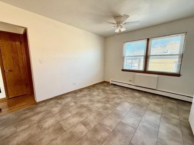 Building Photo - 7912 W Belmont Ave