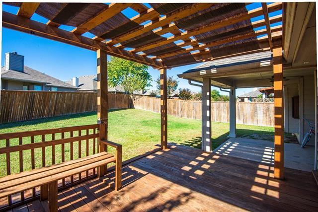 Building Photo - 6803 Hillwood Dr
