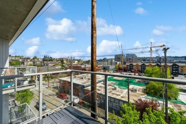 Building Photo - 1 bedroom in Seattle WA 98109