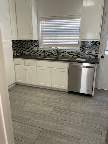 Updated kitchen - 453 30th St