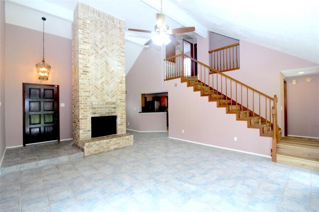 Building Photo - 3515 Woodmere Ln