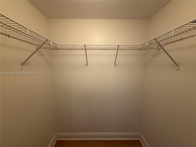 Building Photo - 325 S Biscayne Blvd