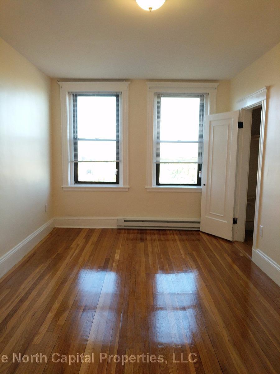 Building Photo - 375 Broadway