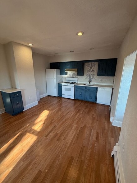 Building Photo - 1209 Lincoln Ave