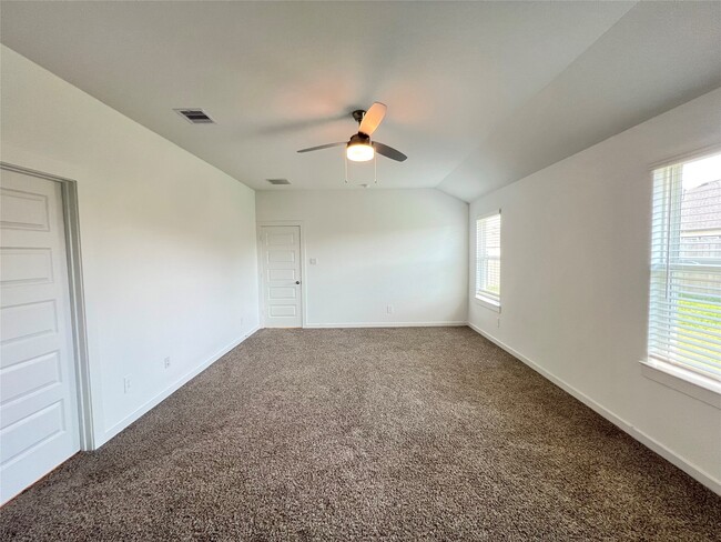 Building Photo - 30243 Lone Peak Dr
