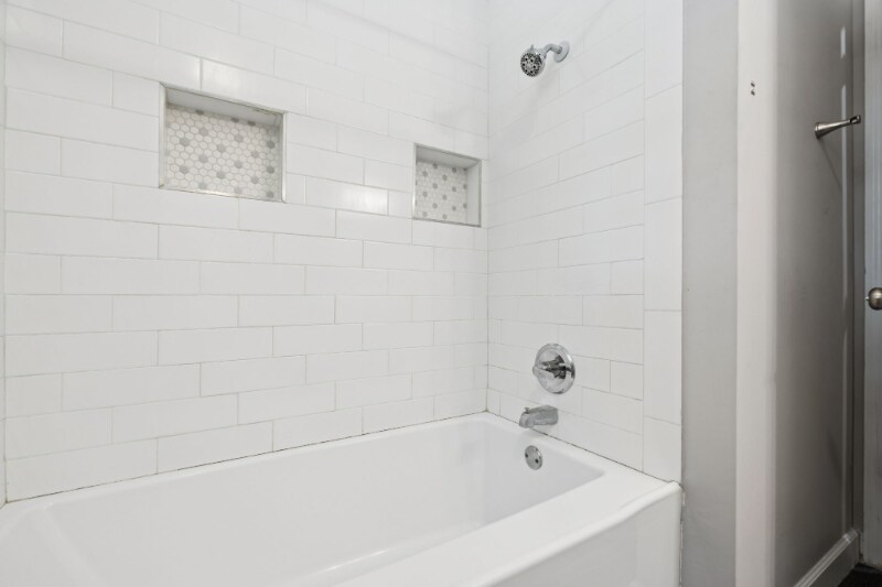 Building Photo - 102 Warren Pl