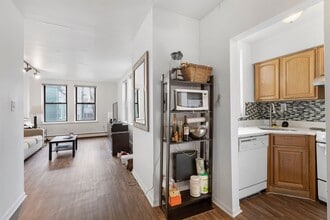 Building Photo - 2787 John F. Kennedy Blvd