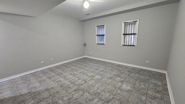 Building Photo - 509 N Hartland Ct