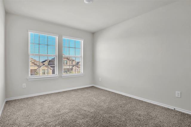 Building Photo - 3328 Perman Dr