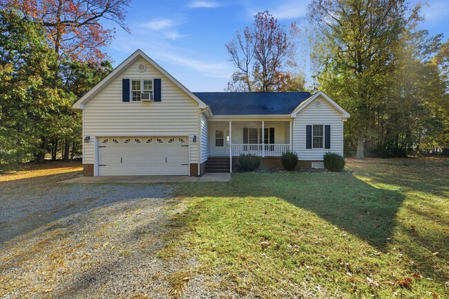 Primary Photo - 1611 York Rest Ln