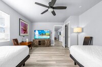 Building Photo - 6403 S Hwy A1A