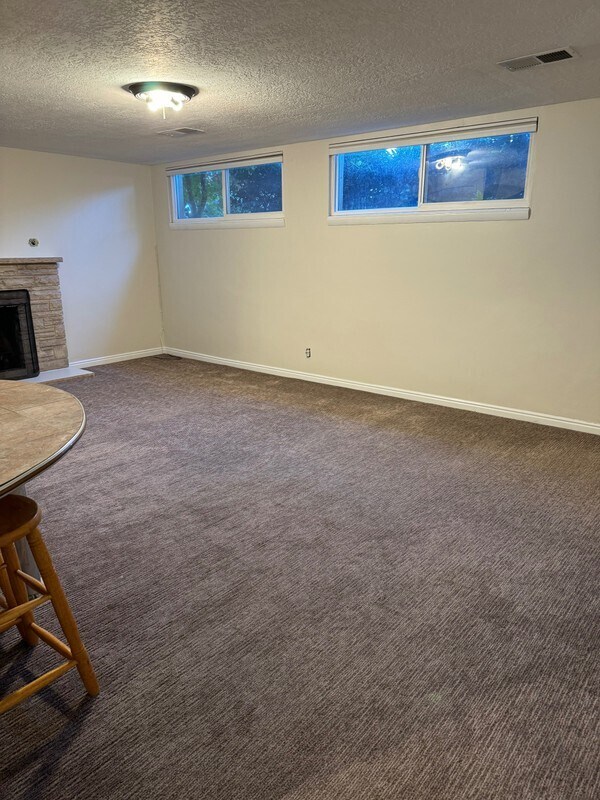 Building Photo - 1744 E Lahar Dr