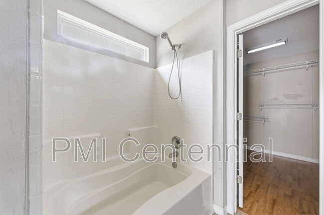 Building Photo - 57 Grandview Ln