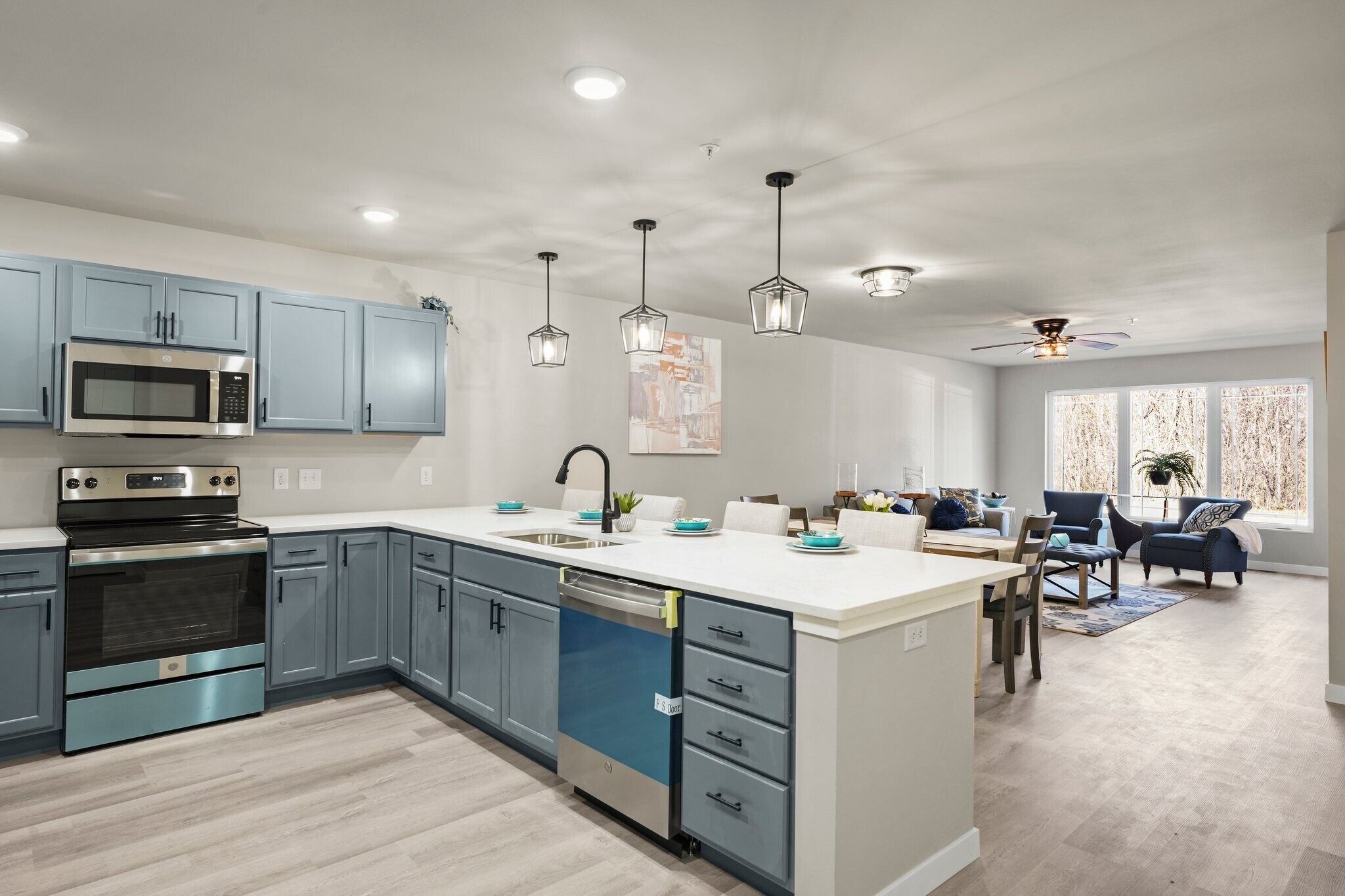 Building Photo - 5713 Eternity Dr