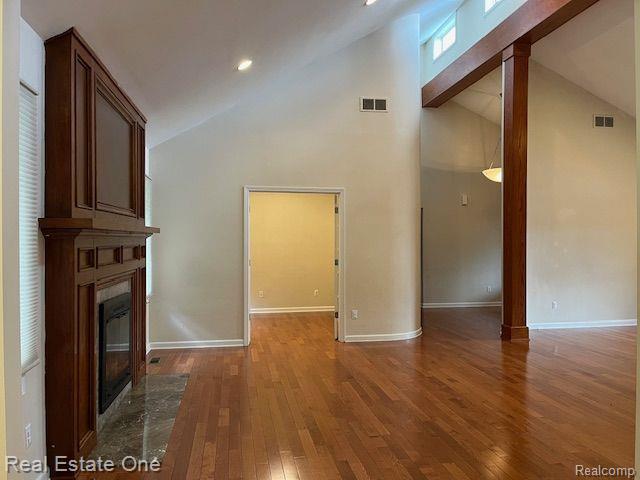 Building Photo - 3905 Newland Dr E