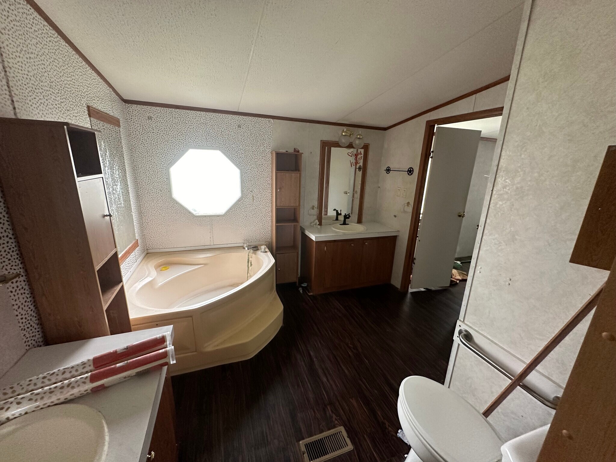 Building Photo - 39 Tiffany Dr