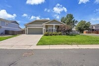 Building Photo - $2,695.95 - 3 bed, 2 bath in Lochbuie with a Large Backyard and In Unit Laundry!