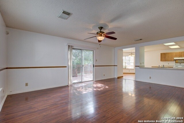 Building Photo - 10138 Sandbrook Hill