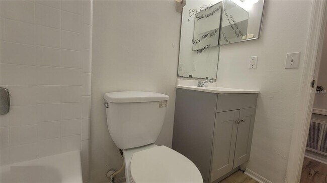 Building Photo - 4136 Pershing Pointe Pl