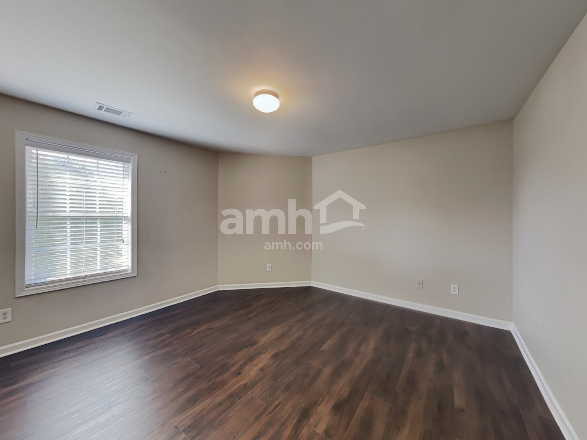 Building Photo - 2342 Crimson Creek Ln