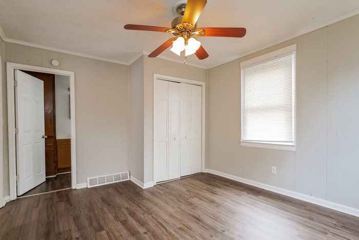 Building Photo - 608 S Fairfield Rd