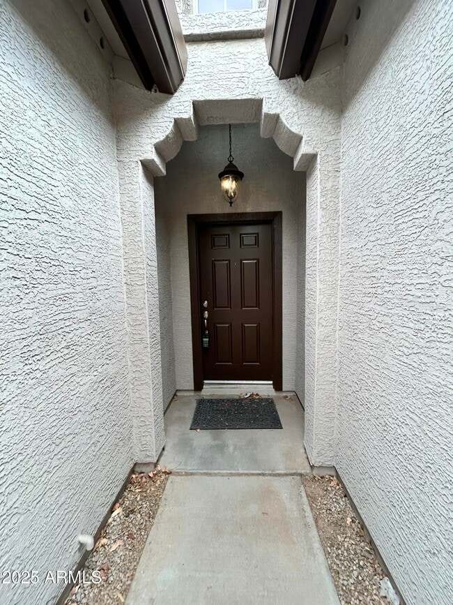 Building Photo - 45168 W Mescal Dr