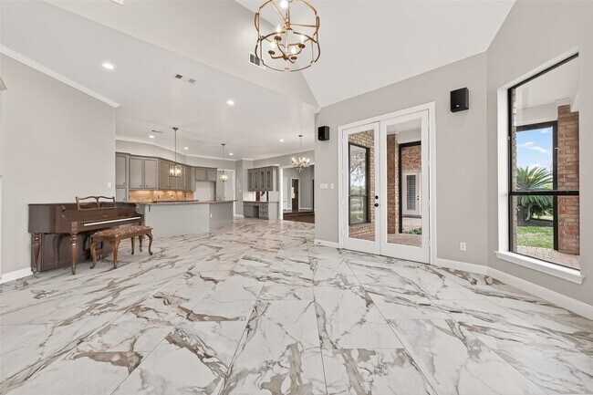 Building Photo - 4910 Waterbeck St