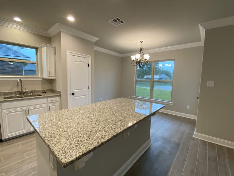 Building Photo - 40190 Maddie Drive