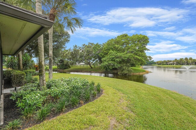 Building Photo - 2735 Polo Island Dr